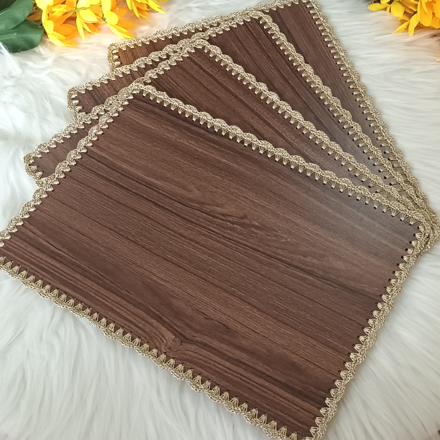Laminated Table Mats