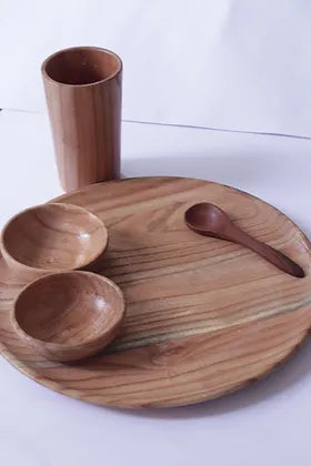 Handcrafted Wooden Dinner Set – Natural Elegance for Every Meal