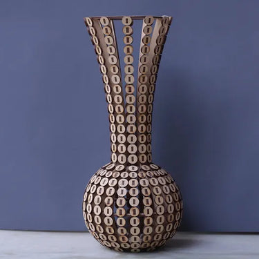 LONG POT VASE