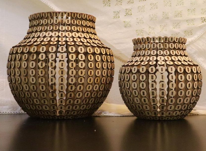 Wooden Button Pot Vase